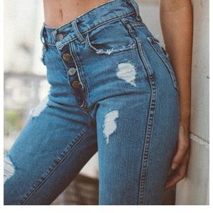 NWOT REVICE DENIM DREAM FIT / SWEET MONDAY JEAN